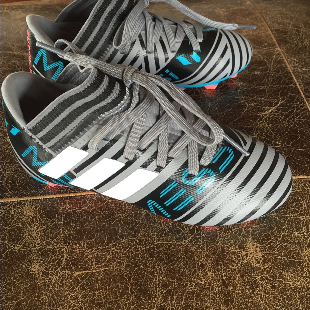 Adidas Nemeziz Messi cleats -size 11